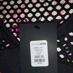 Fashion nova crop top